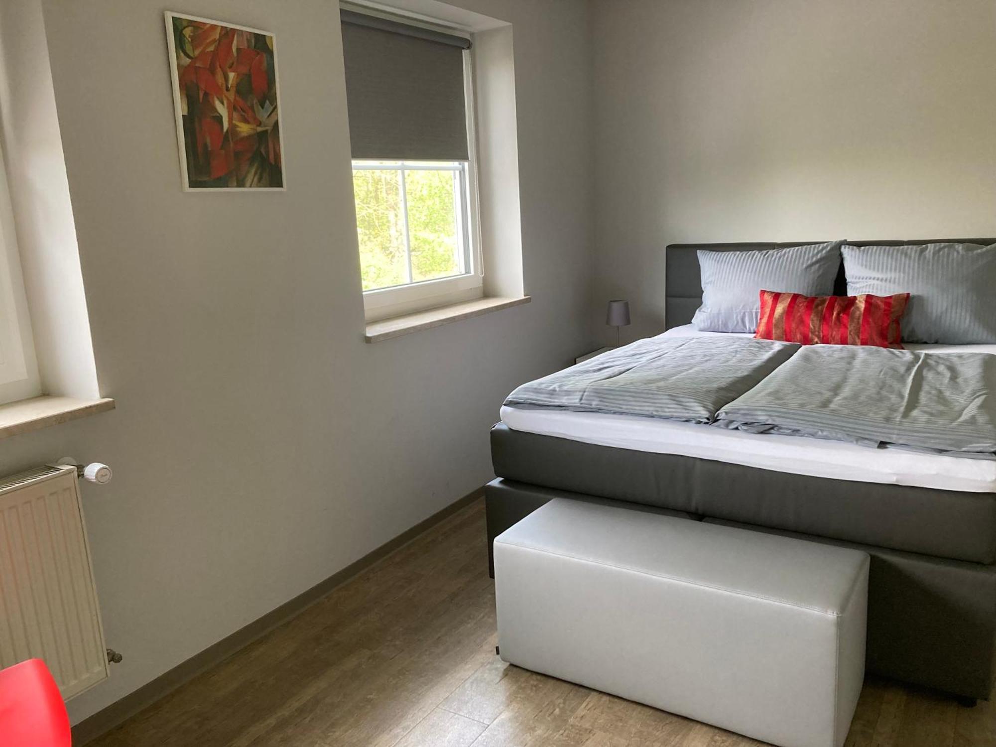 Das SinGold Hotel mit Highspeed WLAN und digitalem Schlüssel Email Adresse erforderlich Schwabmunchen Exterior foto
